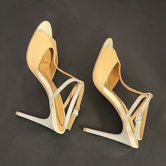 CALVIN KLEIN PEEP TOE ADJUSTABLE BUCKLE ANKLE STRAP SANDAL - Picture 8 of 12